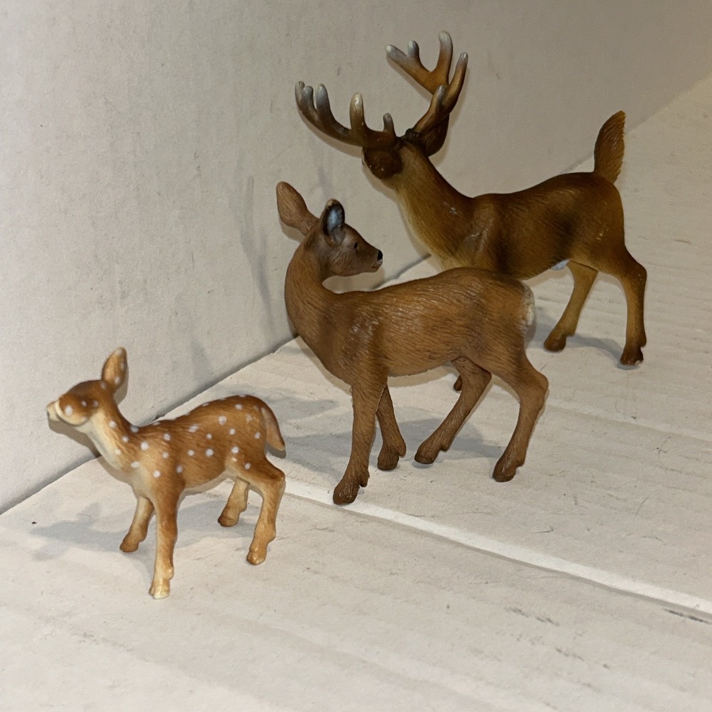 Schleich lot of 3 Deer Family, Buck Doe And Fawn American Forest Figures B3 - Picture 2 of 2